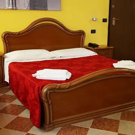 Pensionat Ca' Tazzoli, Mantegnahotels Mantova