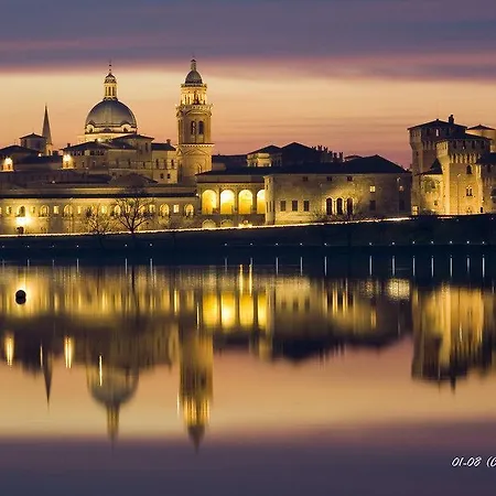 Ca' Tazzoli 3* Mantua